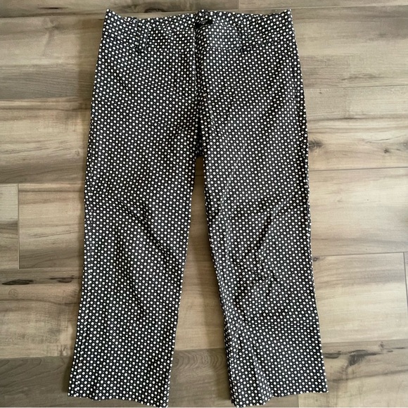 J. Crew Stretch City Fit Capri Pants Black print Size 4 - Picture 1 of 4